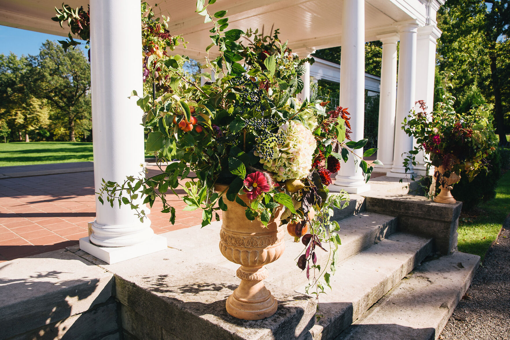 Kayla-Drew-RW-flowers.jpg